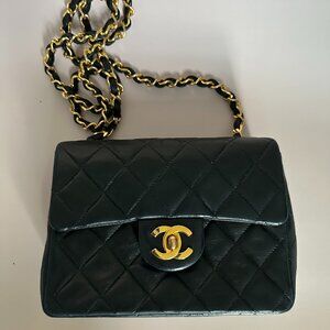 CHANEL Vintage Small Classic Flap